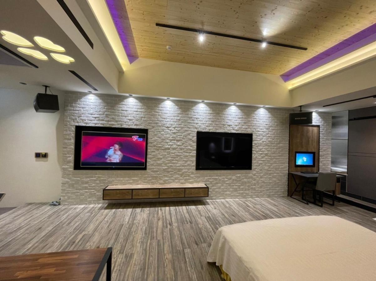 Soho Motel Таоюань Екстер'єр фото