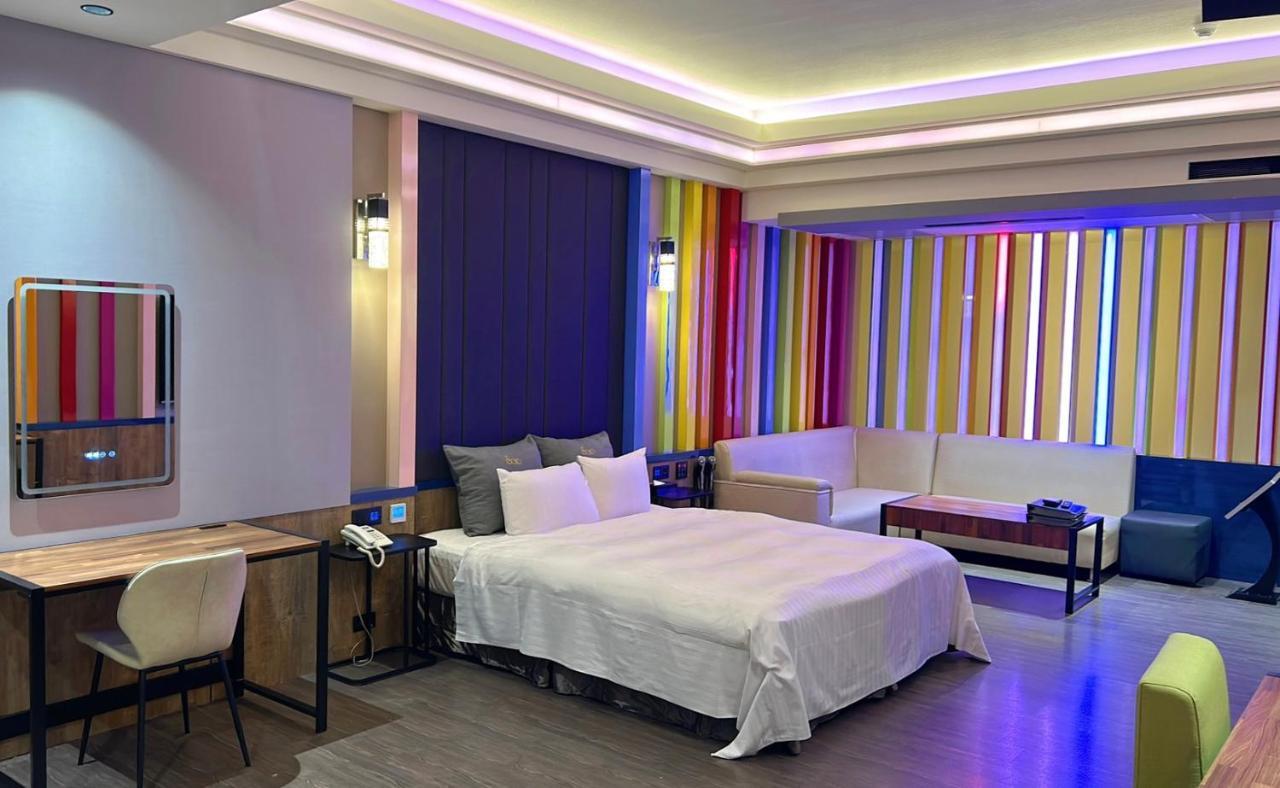 Soho Motel Таоюань Екстер'єр фото