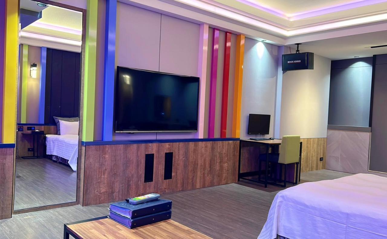 Soho Motel Таоюань Екстер'єр фото