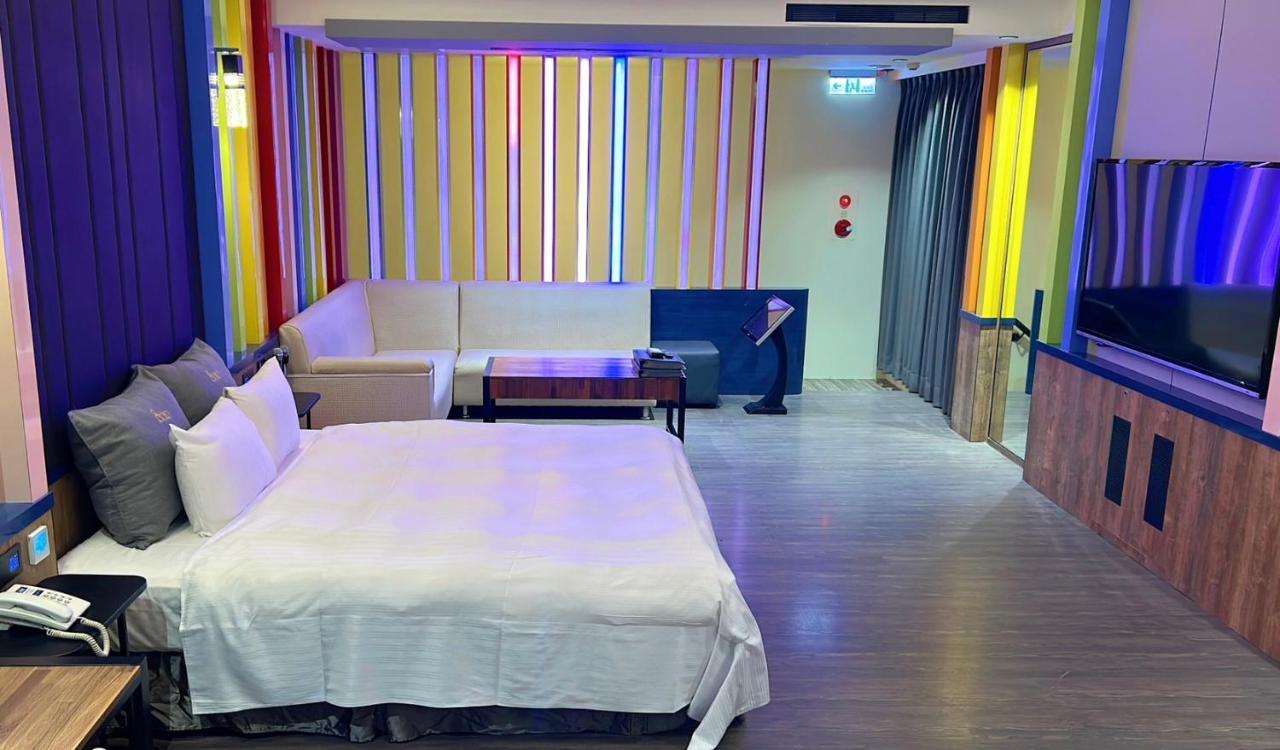 Soho Motel Таоюань Екстер'єр фото