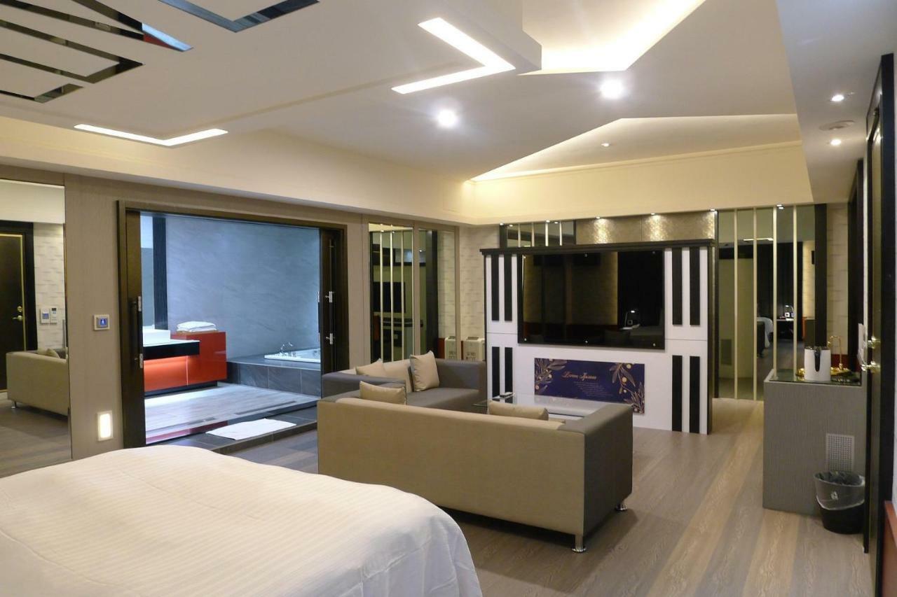 Soho Motel Таоюань Екстер'єр фото