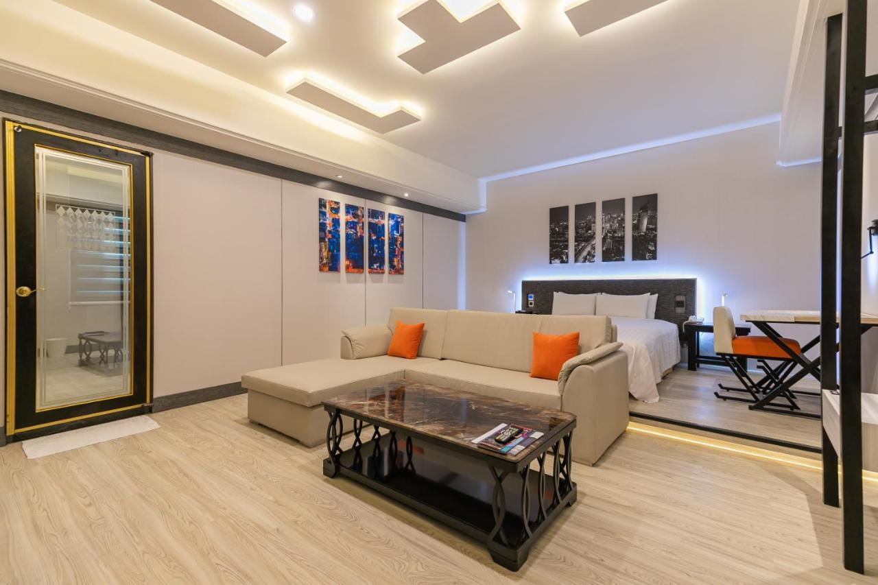 Soho Motel Таоюань Екстер'єр фото
