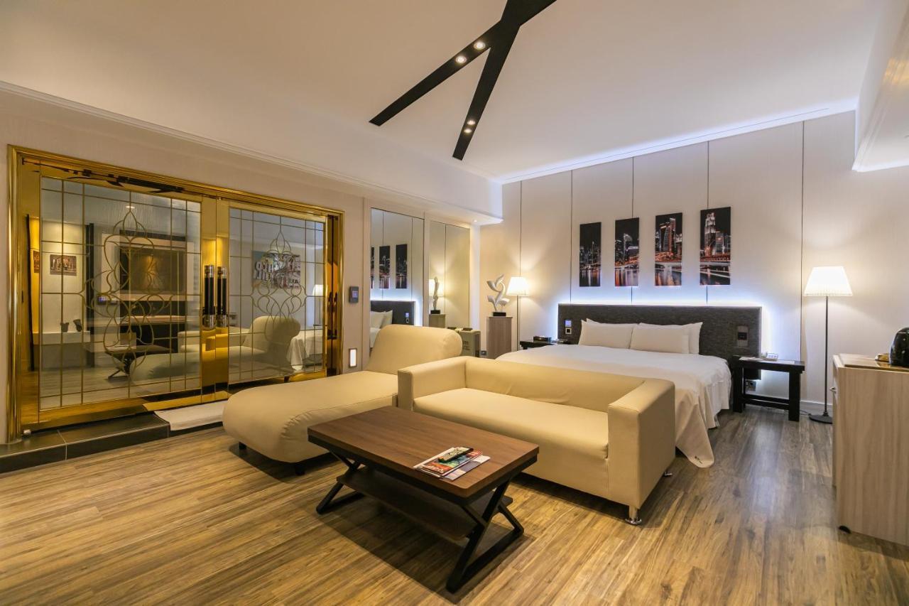 Soho Motel Таоюань Екстер'єр фото